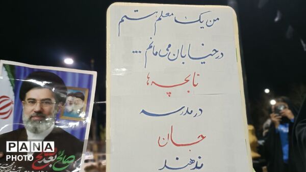 خدمت‌رسانی دبیرستان نمونه دولتی شهید سلیمانی 