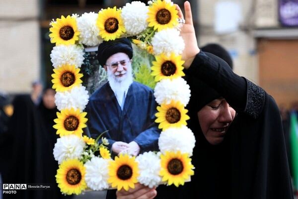 مراسم تشییع رهبر شهید انقلاب اسلامی صحنه‌ای بی نظیر در تاریخ جهان ثبت کرد