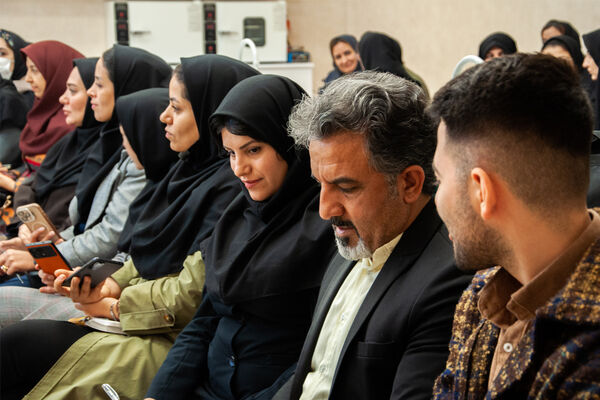 کارگاه استانی"طراحی آزمایش‌های جذاب و کاربردی" ویژه دبیران شیمی 