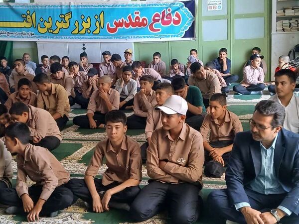 برگزاری یادواره شهدا در مسجد صاحب‌الزمان شهرستان خلیل‌آباد