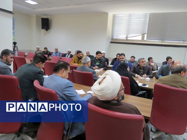 برگزاری جلسه ستاد دهه فجر استان