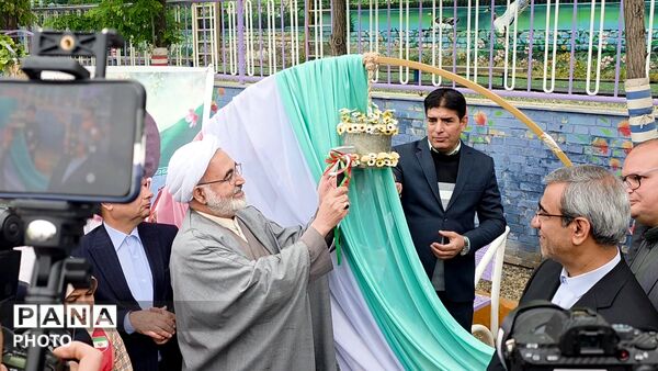 زنگ سپاس معلم در خراسان رضوی نواخته شد