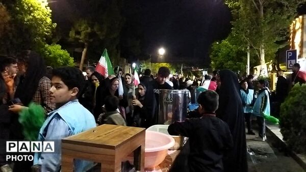 قاب هایی از جنس خدمت در نیشابور-۲