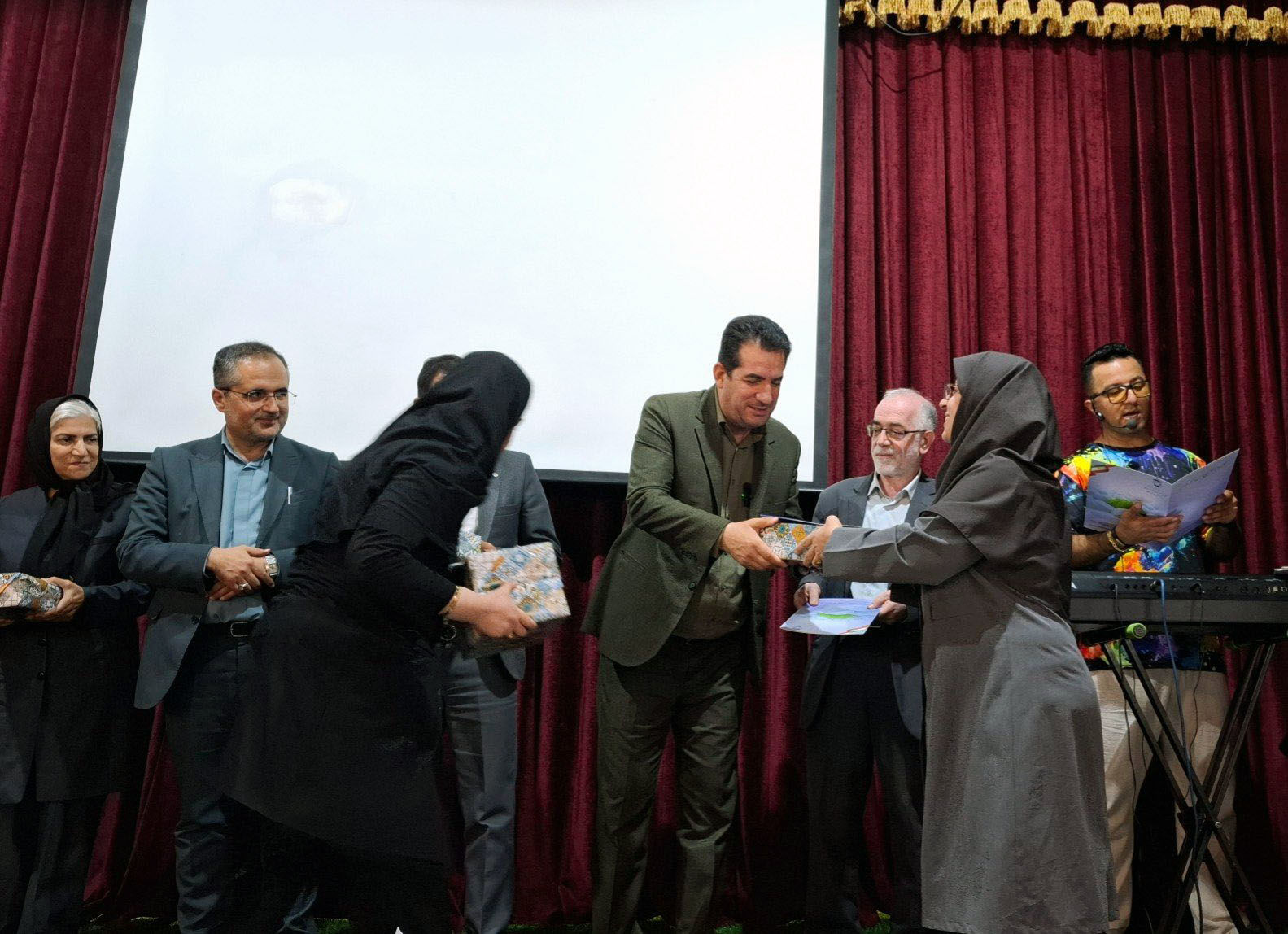 آیین برگزاری روز جهانی ناشنوایان 