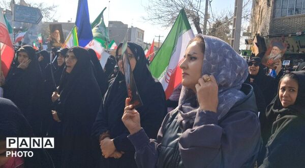 تربت جامی ها در بیعت با رهبر جدید انقلاب سنگ‌تمام گذاشتند