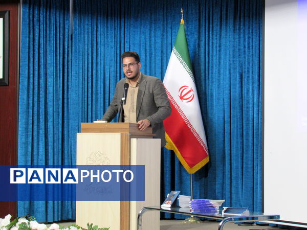 برگزاری آیین رونمایی از آثار تجربه‌نگاری جبهه فرهنگی انقلاب اسلامی کردستان و افتتاح مرکز «میدا»