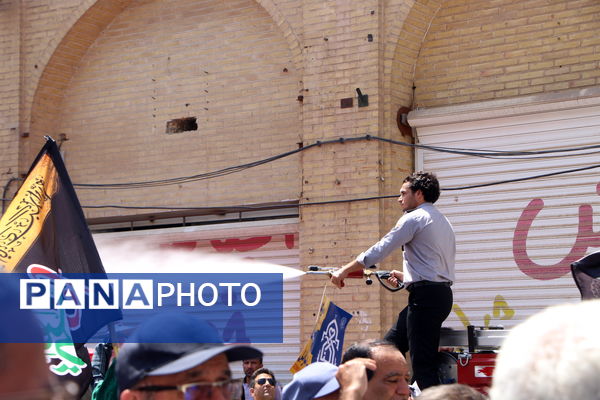 فریاد خشم مردم دارالعباده یزد 