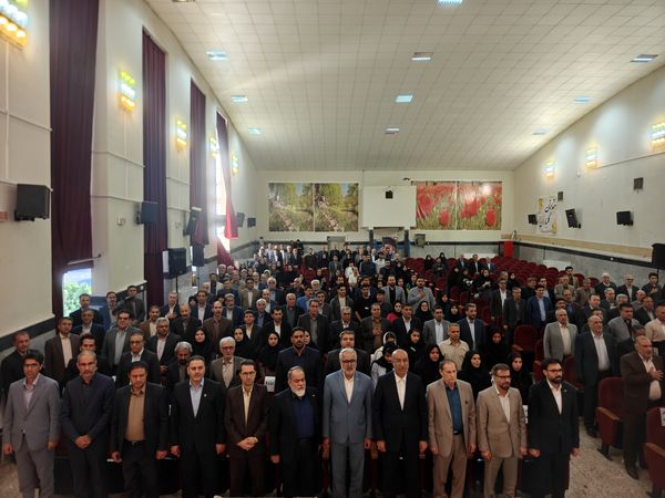 آیین گرامیداشت هفته معلم درکرمانشاه