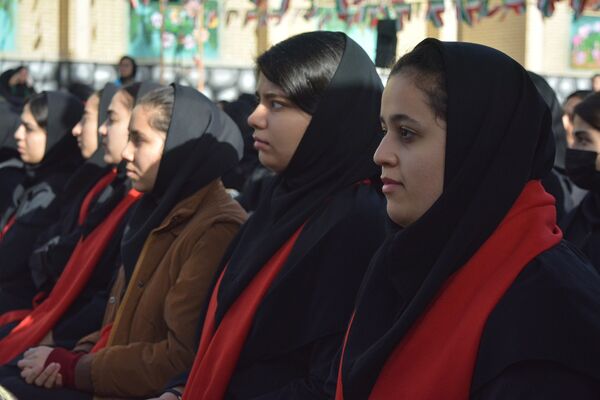 طنین زنگ انقلاب در بهارستان‌دو 