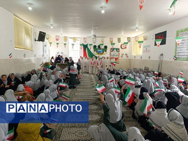 یاوران انقلاب در دبستان خدیجه کبری ابرکوه