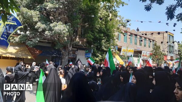 سراب؛ هم‌صدا با تهران در وداع با قائد شهید