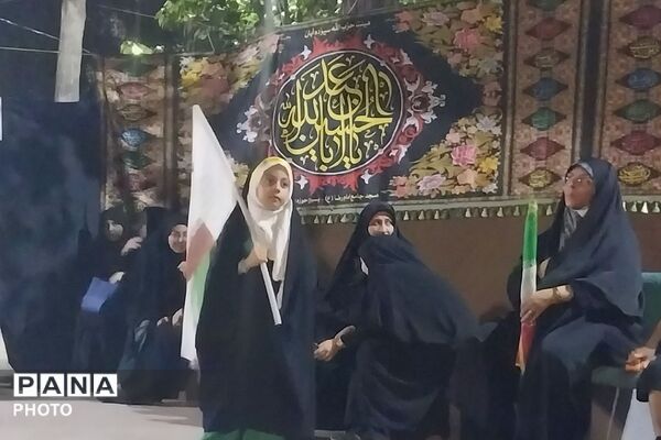 گردهمایی شبانه در محله ۱۳ آبان شهرری 