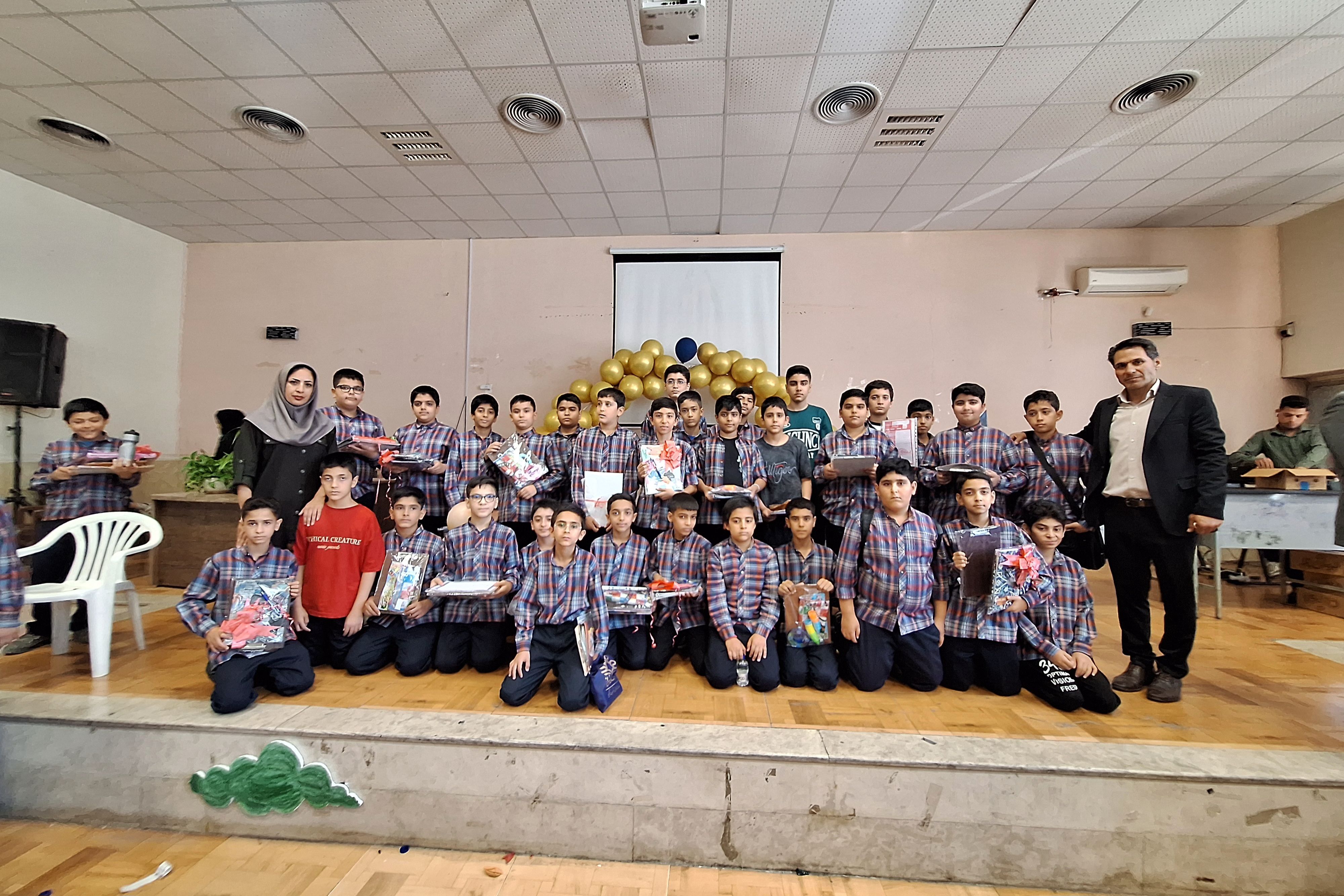 پایان مقطع ابتدایی گام مهمی به سوی مقطع متوسطه است