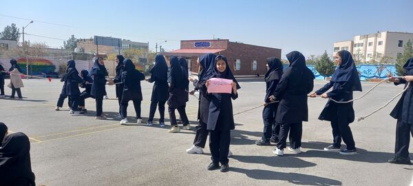 مسابقات درون مدرسه ای در دبیرستان فرهنگ