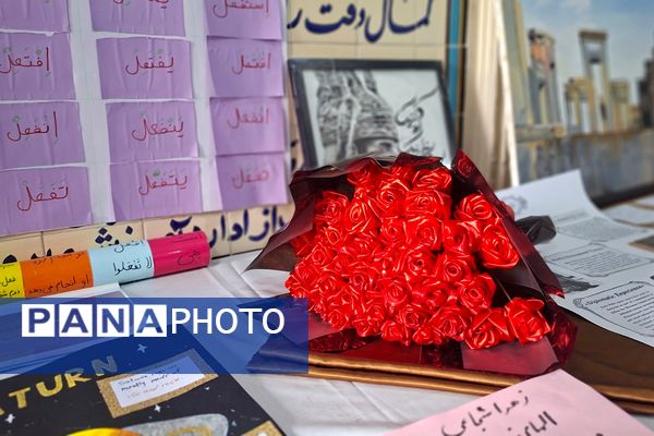 نمایشگاه دست‌سازه‌های دانش‌آموزی مدرسه نمونه دولتی ارشاد قرچک