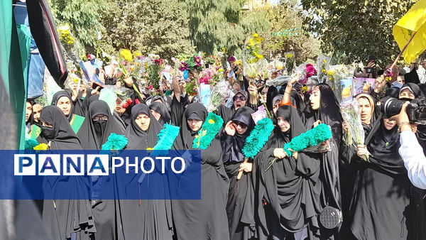 حرکت کاروان نمادین ورود حضرت معصومه(س) به قم