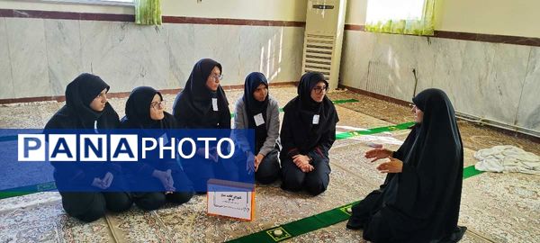 استقبال بی‌نظیر دانش‌آموزان از برگزاری نماز جماعت و زیارت عاشورا در مدرسه قاضی طباطبایی اسلامشهر