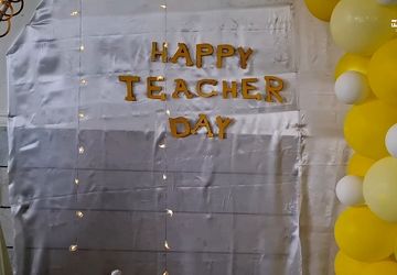 برزگداشت روز معلم در دبیرستان فاطمه زهرا (س) کهک