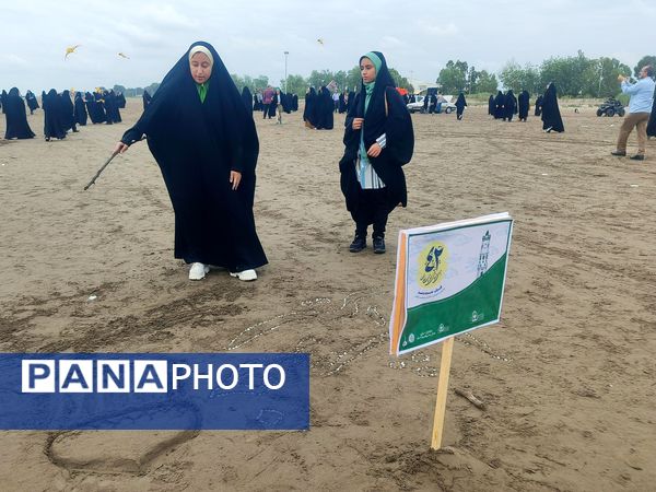 بازدید دانش‌آموزان حاضر در مسابقات قرآن از اماکن تاریخی و طبیعی ساری 