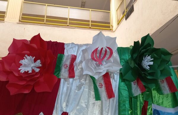 از غنچه های مدرسه تا شکوفه های مقاومت