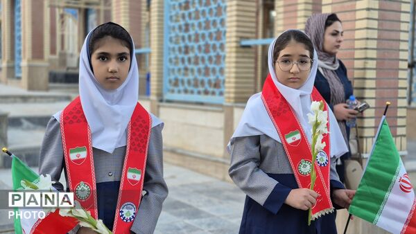 تجلیِ برنامه‌های پرورشی در میانهٔ شورِ پیشتازان