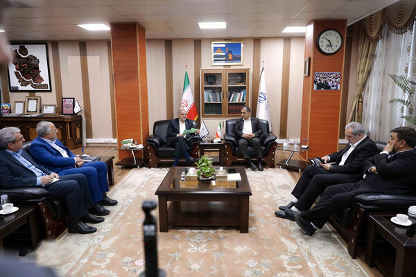 مدارس ایران در خارج از کشور سفیران فرهنگی جمهوری اسلامی هستند

