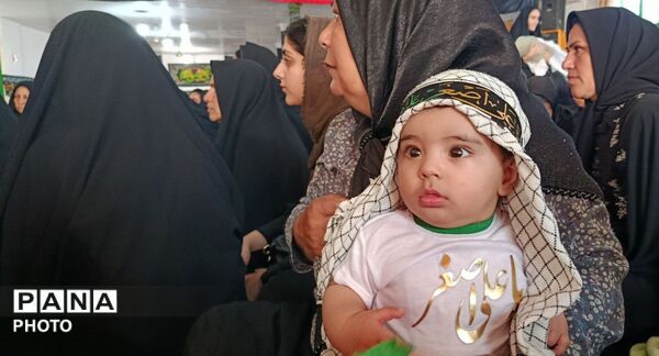 آیین معنوی شیرخوارگان حسینی در شهرستان فیض آباد