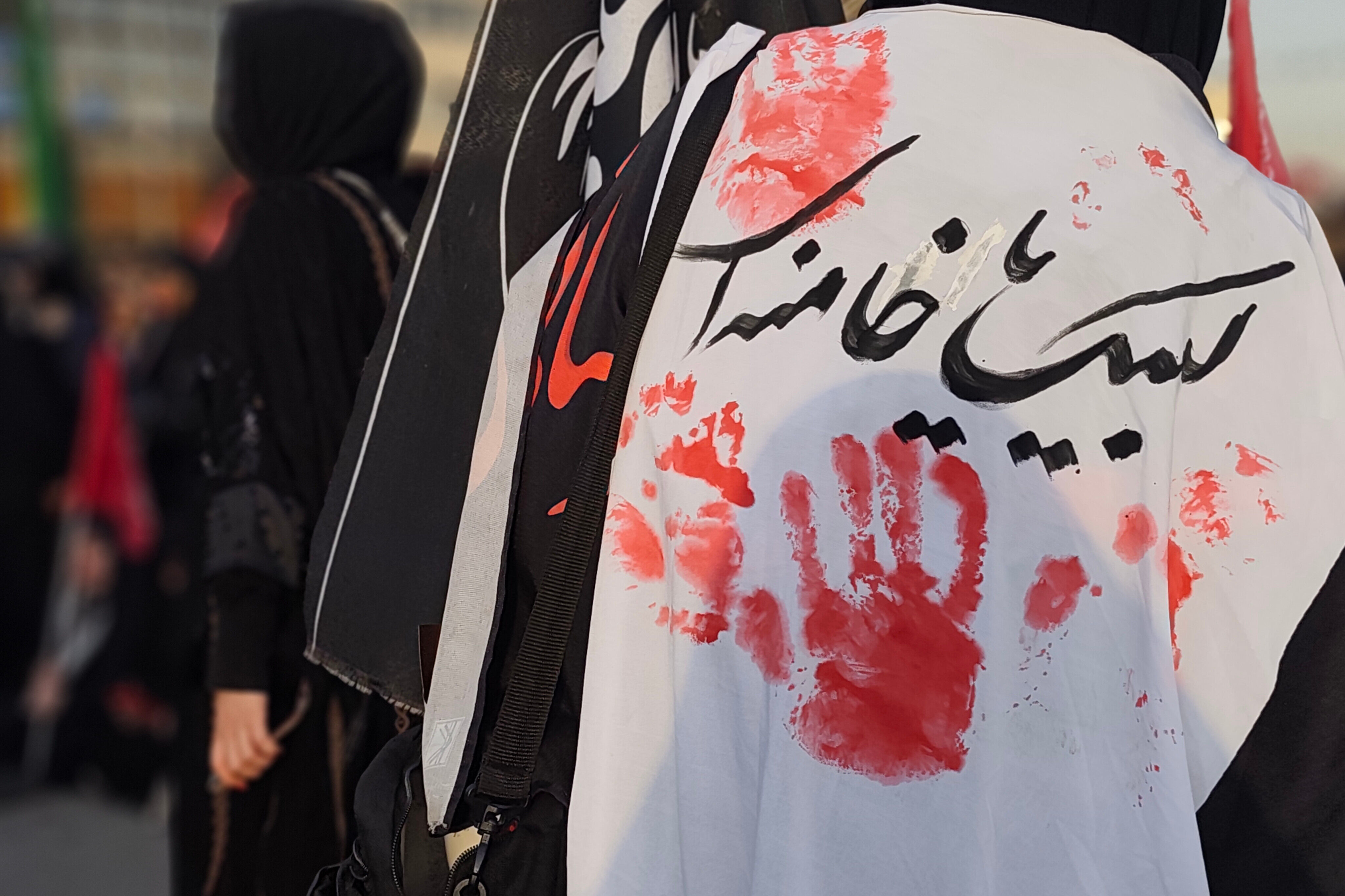 بدرقه حماسی امام شهید در قلب تهران