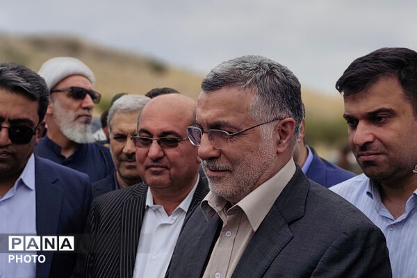 سفر وزیر بهداشت، درمان و آموزش پزشکی به کوه‌چنار فارس
