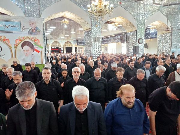 نماز ظهر عاشورا در کاشمر
