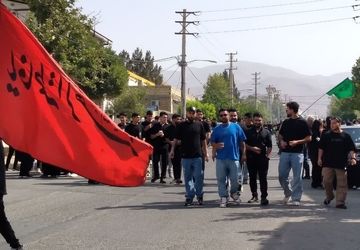 مراسم تاسوعای حسینی در روستای هیو شهرستان ساوجبلاغ