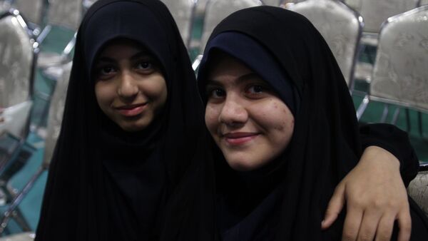 جشن میلاد حضرت فاطمه معصومه (س) و روز دختر در ورزشگاه ۶ هزار نفری انقلاب زنجان 