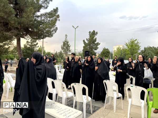 مراسم چهلمین روز شهادت مهرداد معزی در شهرک ینگی امام  ساوجبلاغ