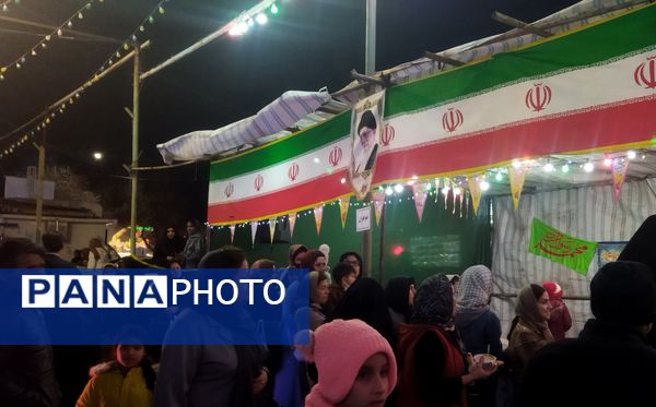 گذری بر موکب های پذیرایی مهدیه در شب میلاد حضرت مهدی (ع)