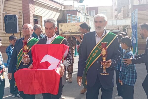 مدراس شهرستان قدس میزبان پرچم حرم امام حسین (ع) و شهید گمنام 