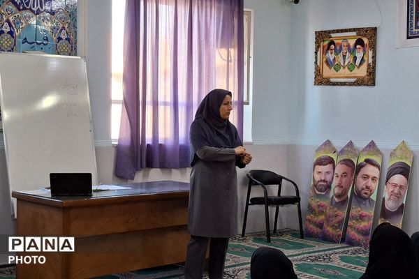 کارگاه توانمندسازی مربیان کودکستان‌های شهرستان قرچک