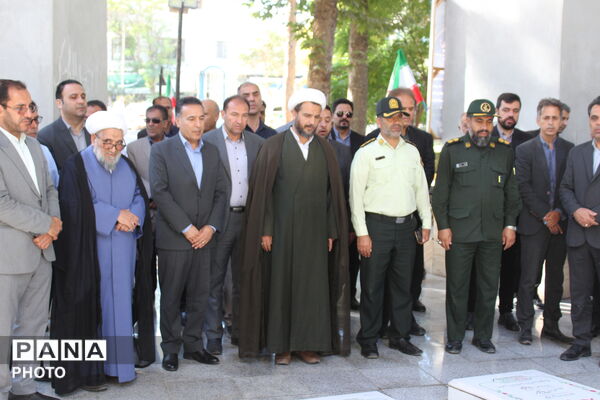 آیین غبارروبی مزار شهدای گمنام شهرستان سملقان در حضور مسئولین