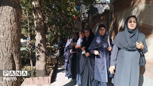 هفته بهداشت و سلامت روان در دبیرستان دوره اول متوسطه؛ گامی در مسیر حال خوب و آینده‌ای روشن