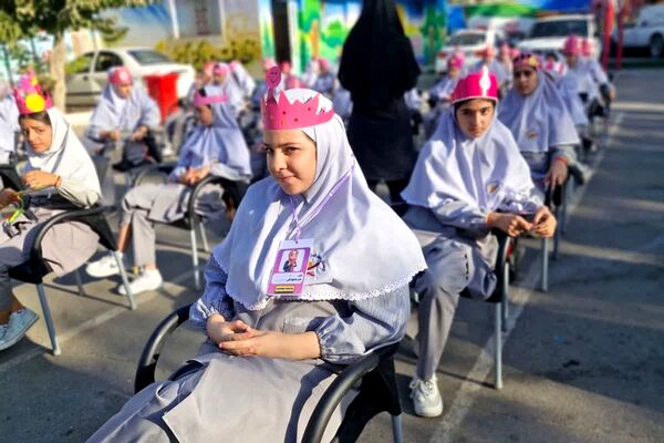 زنگ هفته سلامت روان در مدرسه کودک مسلمان قرچک به صدا در آمد