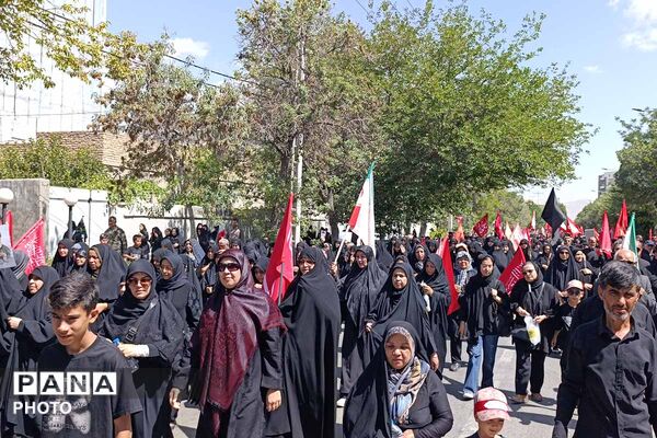 سیل عاشقان حسینی در بجنورد؛ جاماندگان اربعین، هم‌قدم با کاروان عشق -1