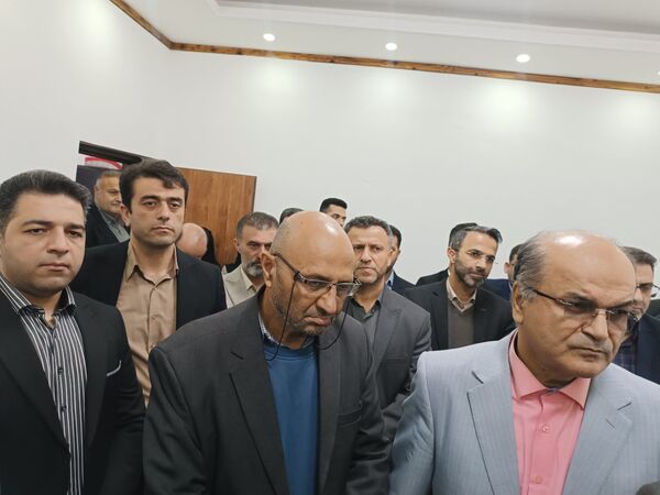 دیدار نوروزی نماینده شهرستان‌های محمودآباد و نور با مدیران ادارات در محمودآباد 