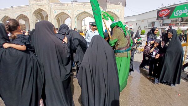 عزاداری زائران حضرت رضا (ع) 