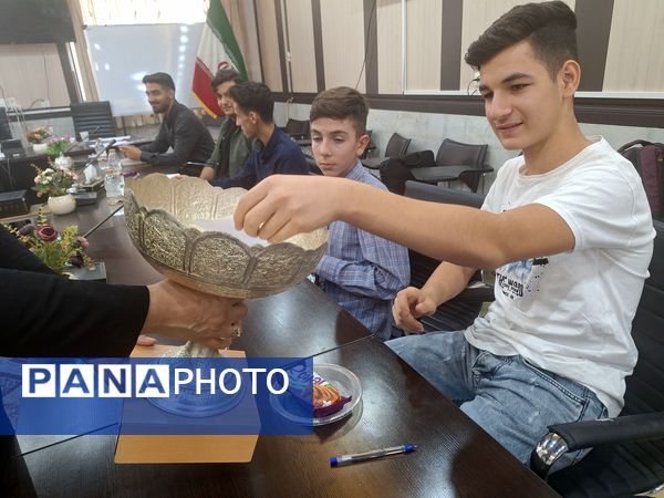 برگزاری انتخابات  مجلس شورای دانش‌آموزی ناحیه ۳شیراز 