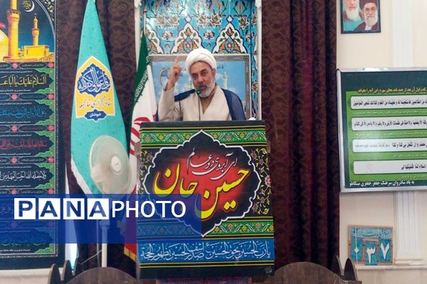 نماز جمعه در مسجد ابوالفضل شهر تیتکانلو