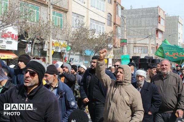 مردم فاروج باری دیگر در روز قدس حماسه آفریدند 