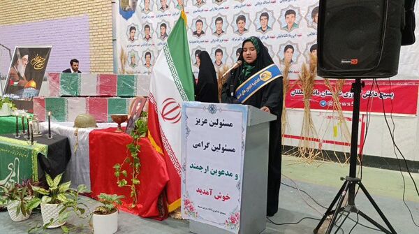 حضور پیکرهای مطهر شهدای گمنام در مدارس