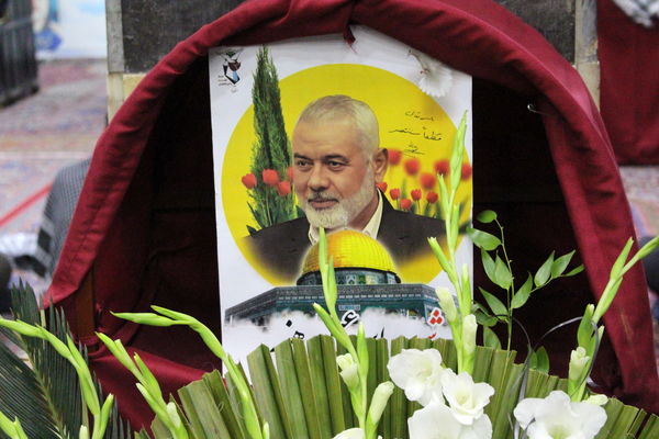 مراسم بزرگداشت شهید سید حسن نصرالله در شهر یزد 