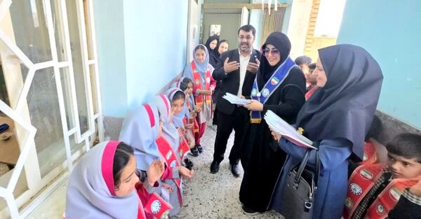 موج کتاب در مدارس روستایی؛ از هدیه‌ ۲۰۰ جلدی تا اشتیاقی برای مطالعه
