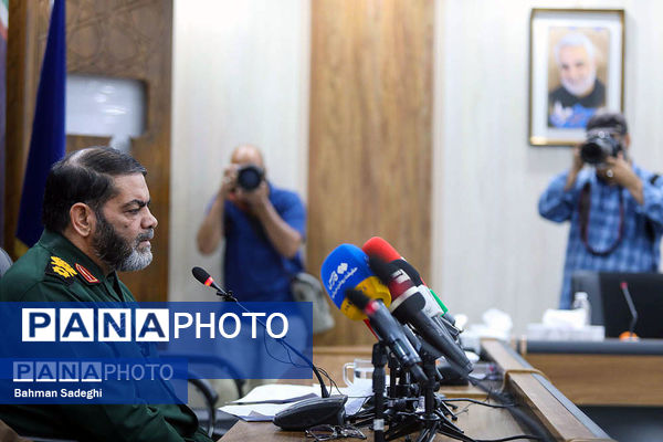 نشست خبری رئیس ستاد گرامیداشت هفته عقیدتی سیاسی