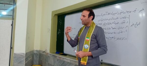 دوره توانمند سازی خبرنگاران پانا در دبیرستان رضوان